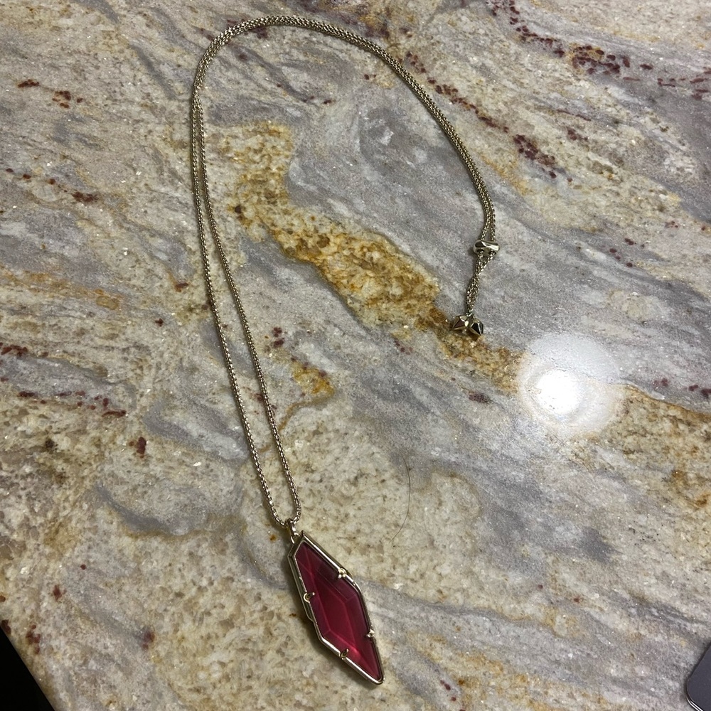Kendra Scott Necklace